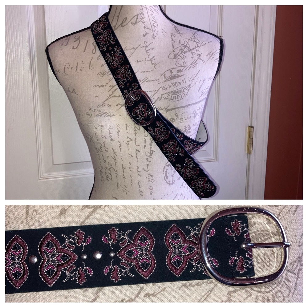 Leather Studded Embroidered Trinity Floral Silver Buckle Black Red Belt OS